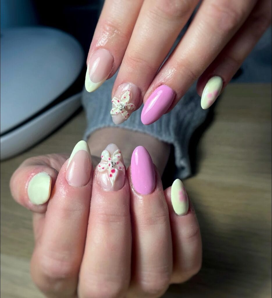 Ongles printemps, fleurs 3D, rose et jaune